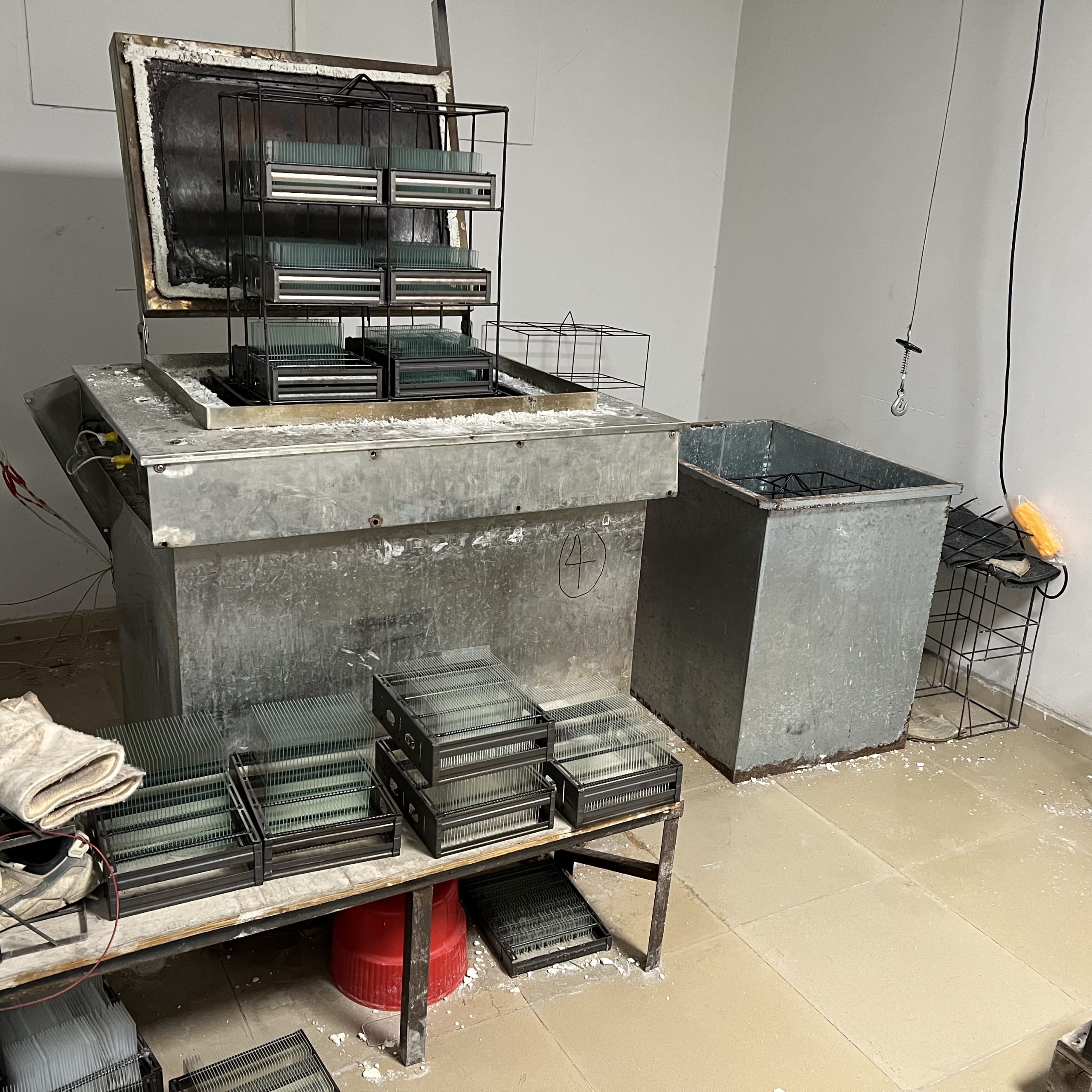 设计师正在制作产品原型